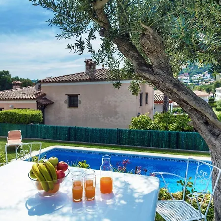Holiday home Esther By Interhome
